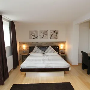 designhotel-im-sudfeld.topcolognehotels.com/