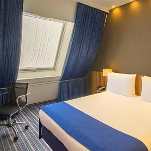 holiday-inn-express-frankfurt-city-hauptbahnhof.hotelsheidelberg.net/